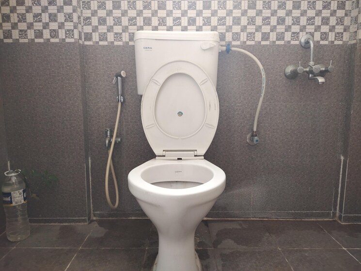 Bathroom, esclare-royale 2 Bedroom 893 Sq.Ft. Apartment In Kharadi Pune 8968874