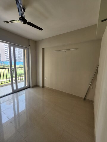 Room in 2 BHK Apartment at Tata Value Homes, Sector 150 – for Rent