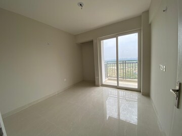 Room in 2.5 BHK Apartment at Tata Value Homes, Sector 150 – for Rent