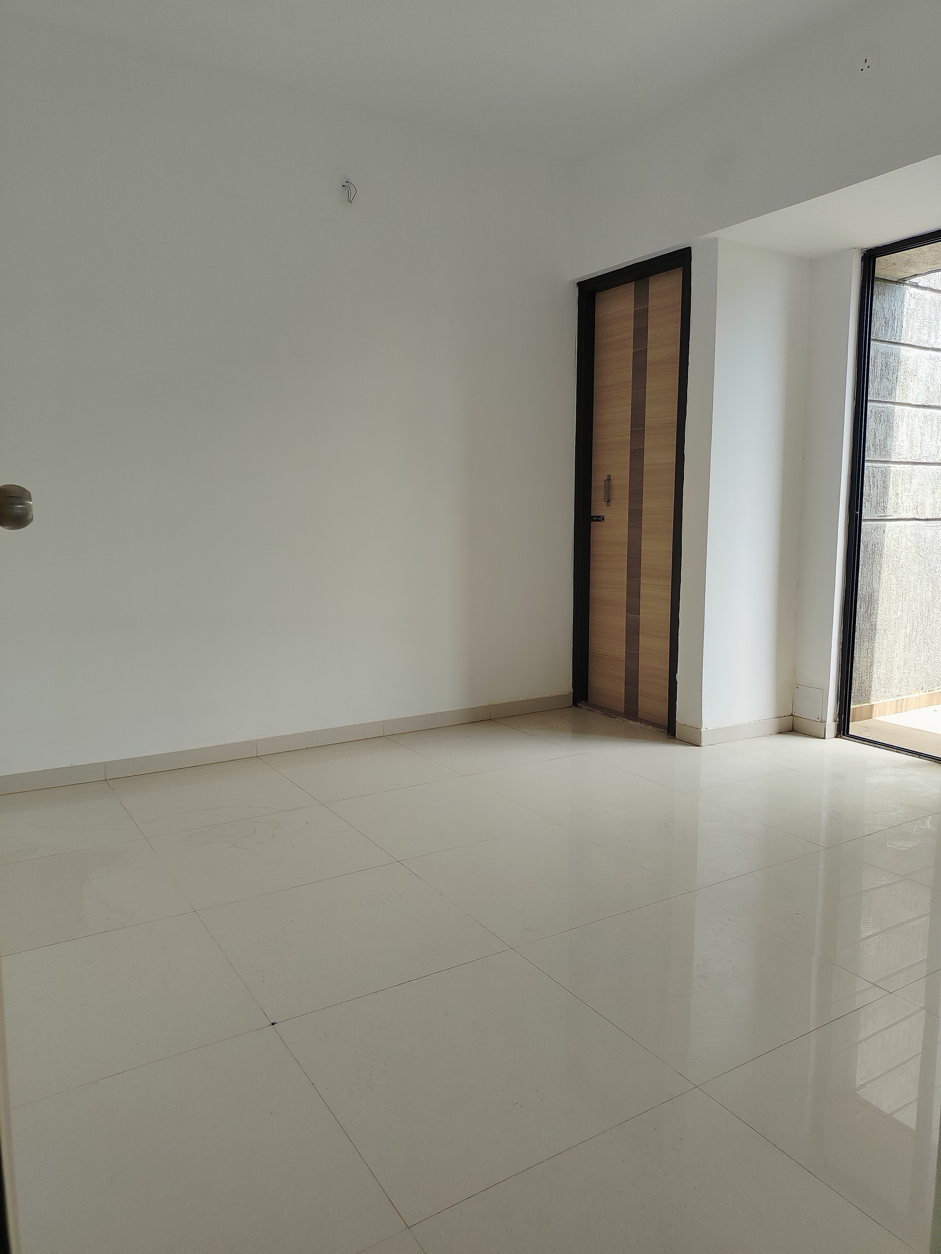 1.5 BHK 500 Sq.Ft. Apartment in Wadhwa Wise City