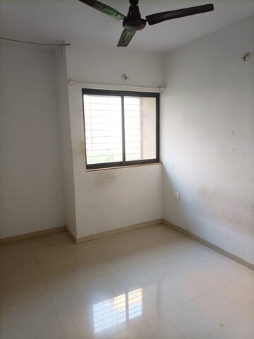 Room in 1 BHK Apartment at Chinchpokli – for Rent