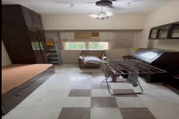 Living Room in 3 BHK Builder Floor at Juhu Road – for Rent