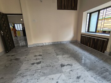 Room in 2 BHK Independent House at Jayshree Park – for Rent
