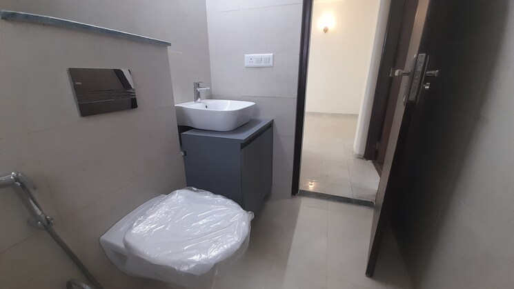 Bathroom, bptp-discovery-park 2 Bedroom 1248 Sq.Ft. Apartment In Sector 80 Faridabad 8969138