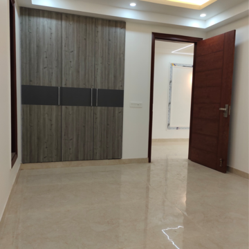Room in 3 BHK Builder Floor at Palm Residency Chhatarpur, Rajpur Khurd Extension – for Rent