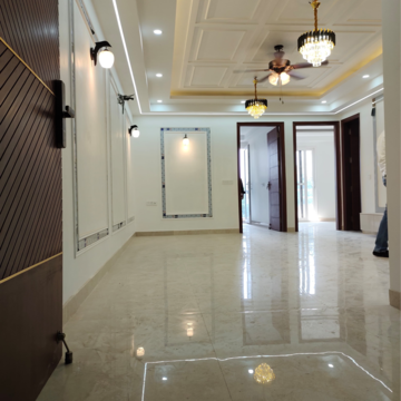 Building Lobby in 3 BHK Builder Floor at Palm Residency Chhatarpur, Rajpur Khurd Extension – for Rent