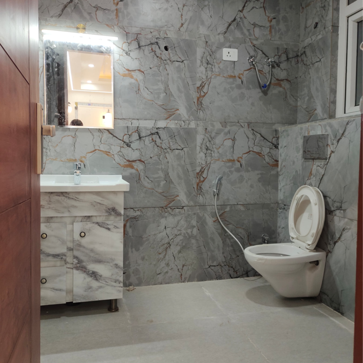 Bathroom, palm-residency-chhatarpur 3 Bedroom 1500 Sq.Ft. Builder Floor In Rajpur Khurd Extension Delhi 8969150
