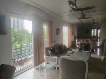 Team Area in 5 BHK Independent House at Sector 105 – for Rent