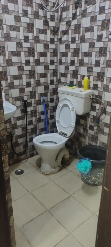Bathroom in 1 BHK Builder Floor at Ansal Sushant Lok I, Sector 43 – for Rent