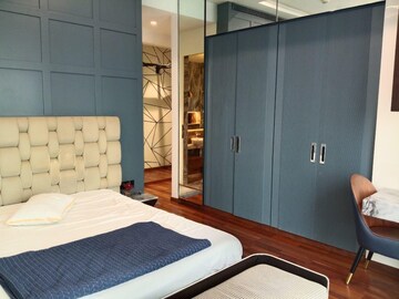 Bedroom in 4 BHK Apartment at Indiabulls Blu, Worli – for Rent