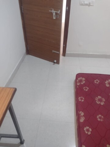 Room in 2 BHK Builder Floor at Ardee City, Sector 52 – for Rent