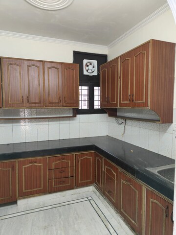 Kitchen in 2 BHK Builder Floor at Ardee City, Sector 52 – for Rent