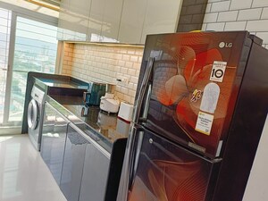 Team Area in 2 BHK Apartment at Mahaavir Anmol, Ghansoli – for Sale