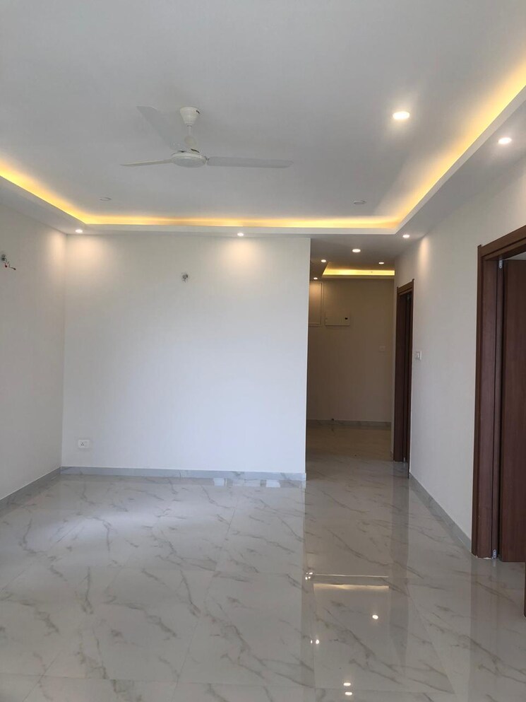 Room, bhartiya-nikoo-homes 3 Bedroom 1954 Sq.Ft. Apartment In Thanisandra Main Road Bangalore 8969264