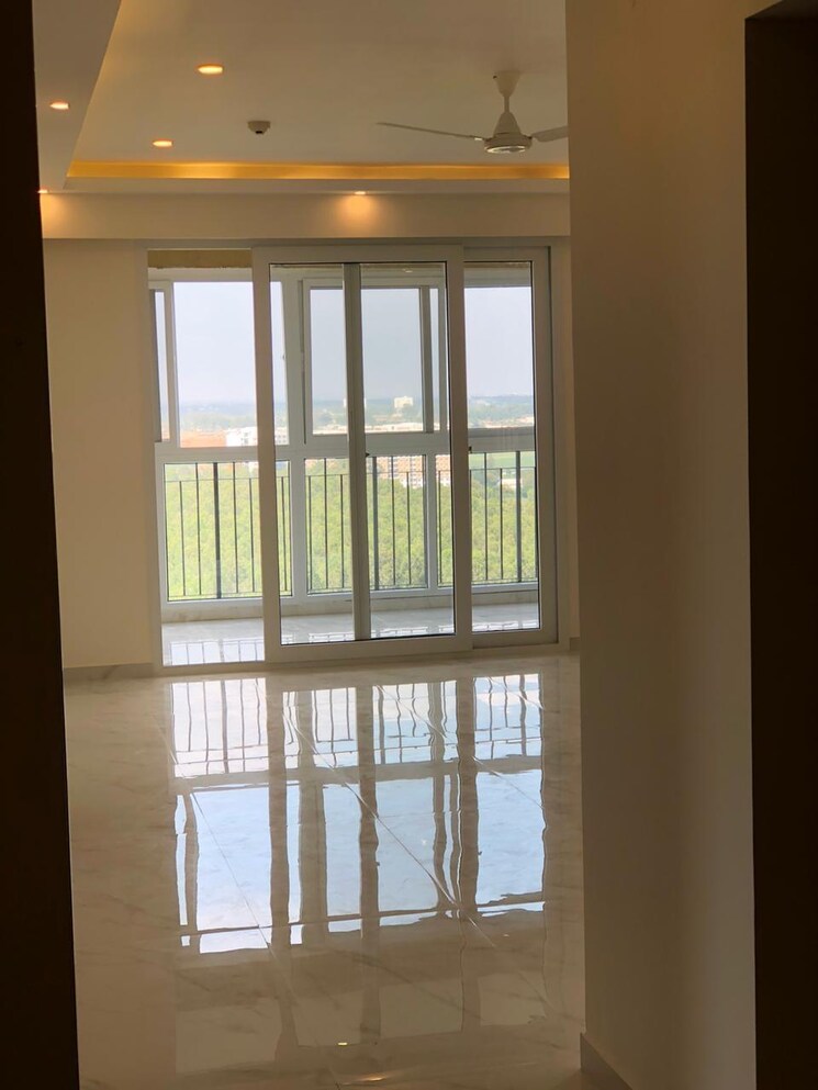 Room, bhartiya-nikoo-homes 3 Bedroom 1954 Sq.Ft. Apartment In Thanisandra Main Road Bangalore 8969264