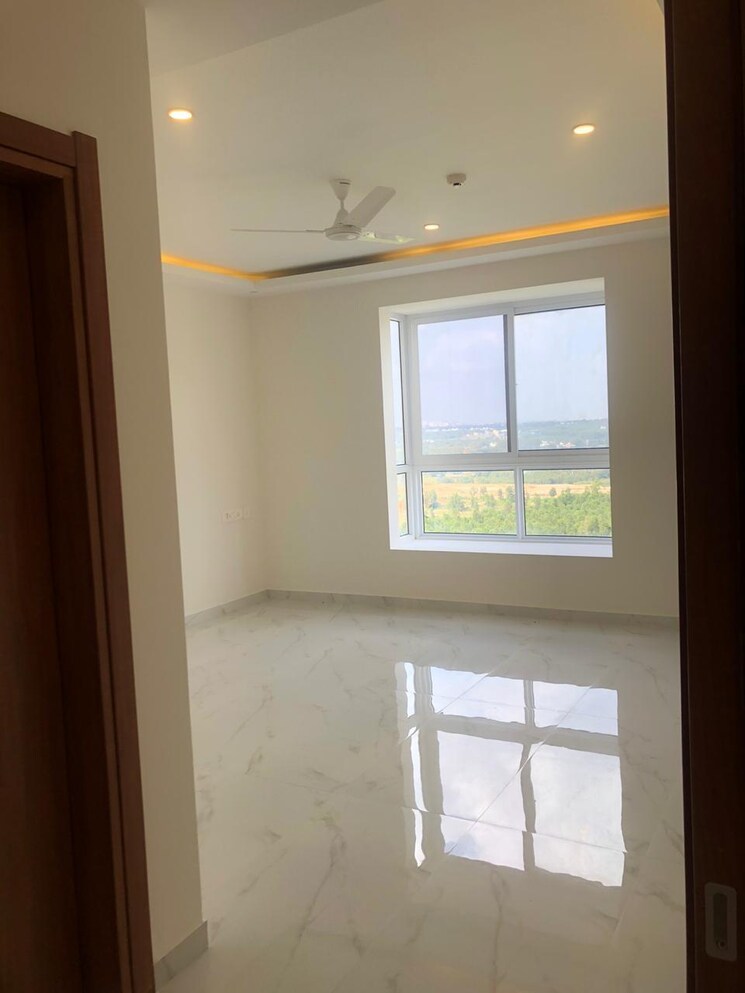 Room, bhartiya-nikoo-homes 3 Bedroom 1954 Sq.Ft. Apartment In Thanisandra Main Road Bangalore 8969264