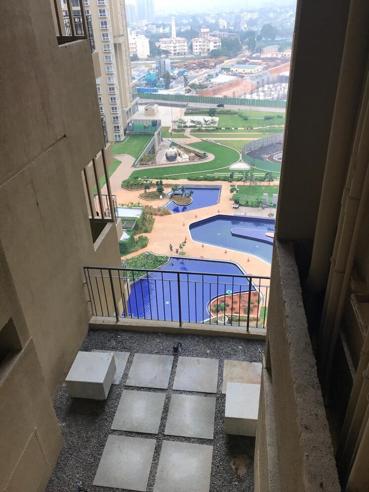 Balcony, bhartiya-nikoo-homes 3 Bedroom 1954 Sq.Ft. Apartment In Thanisandra Main Road Bangalore 8969264