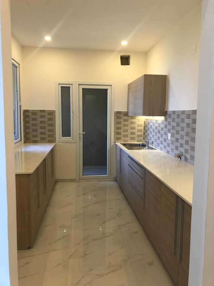 Kitchen, bhartiya-nikoo-homes 3 Bedroom 1954 Sq.Ft. Apartment In Thanisandra Main Road Bangalore 8969264