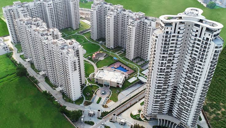 4 BHK + Servant Room,Study Room Apartment For Sale in Bestech Park View Grand Spa-Spa Signature Tower