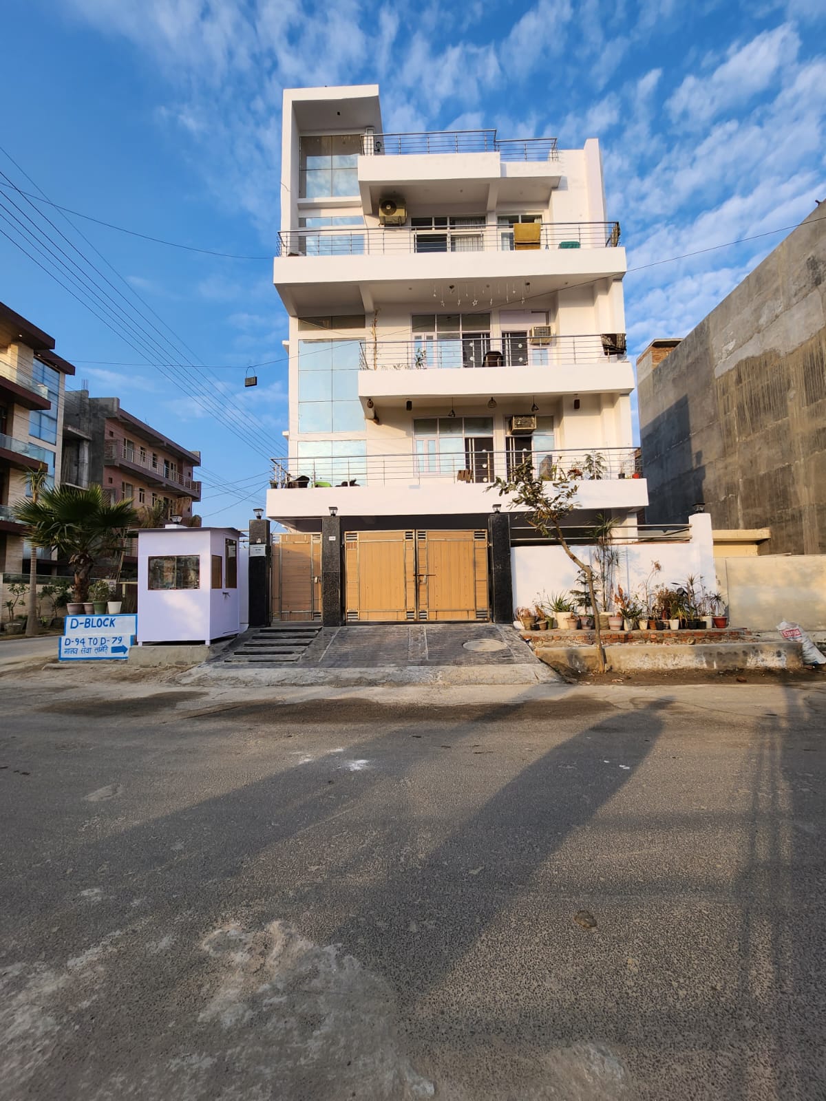 2 BHK Apartment For Sale in Indus Appartments