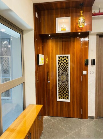 Furnished Amenities in 2 BHK Apartment at Kalpataru Paramount, Kapur Bawdi – for Rent