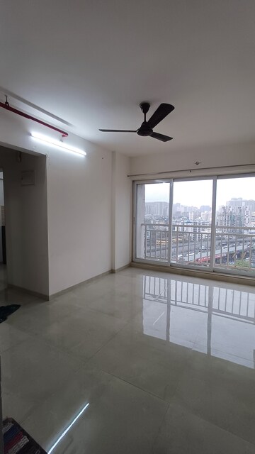 1 BHK Apartment For Rent in STG Atlantis, Panch Pakhadi