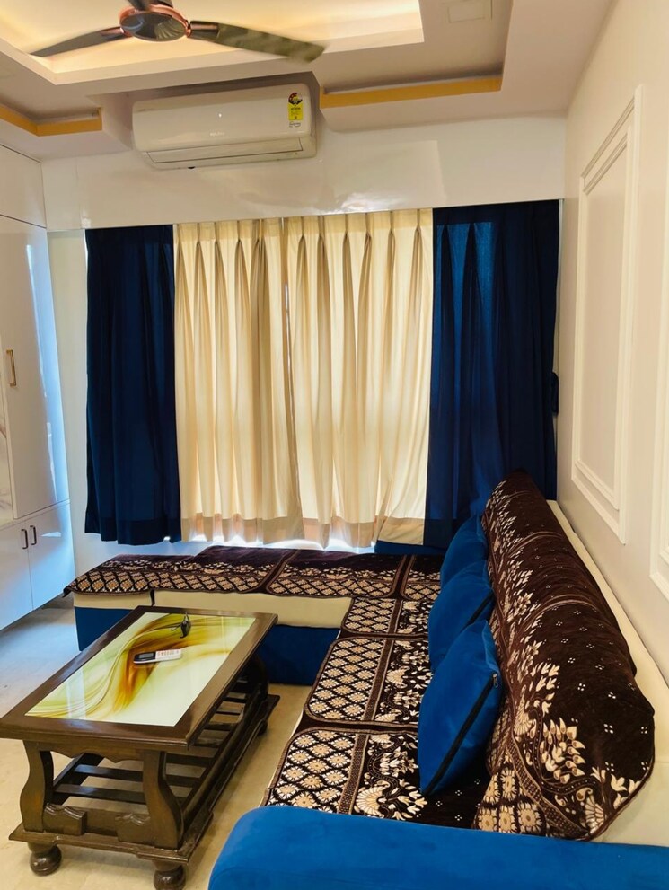 Living Room, kalpataru-paramount 2 Bedroom 672 Sq.Ft. Apartment In Kapur Bawdi Thane 8969291