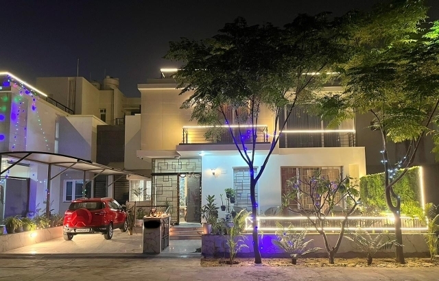 3.5 BHK + Servant Room,Study Room 2160 Sq.Ft. Villa in Vatika Signature Villas