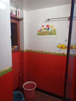 Furnished Amenities in 1 RK Apartment at Nagari Niwara CHS, Goregaon East – for Sale