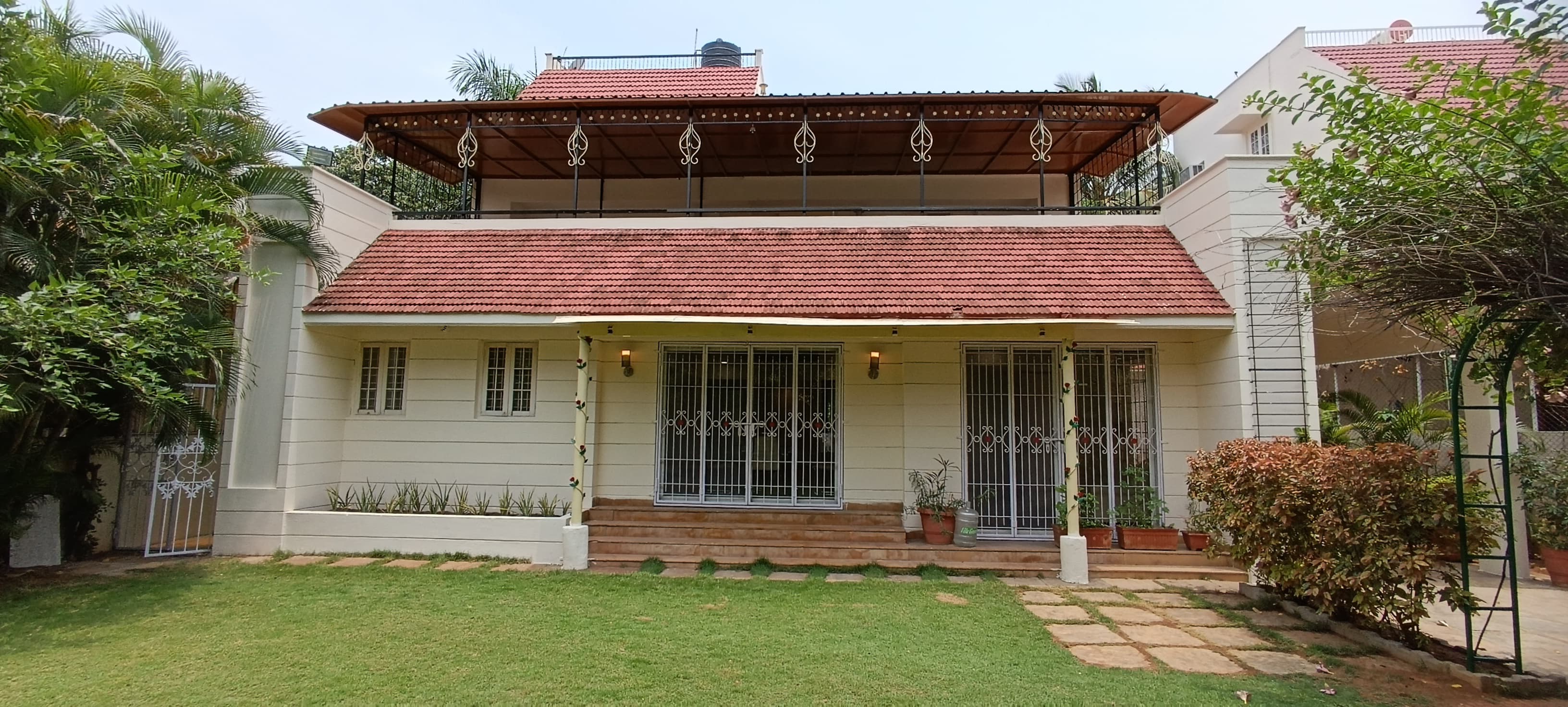 4 BHK + Pooja Room,Servant Room,Study Room,Extra Room Villa For Rent in NK Urban Villas