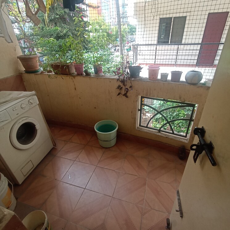 Bathroom, balaji-elite 3 Bedroom 1300 Sq.Ft. Apartment In Hsr Layout Bangalore 8969358