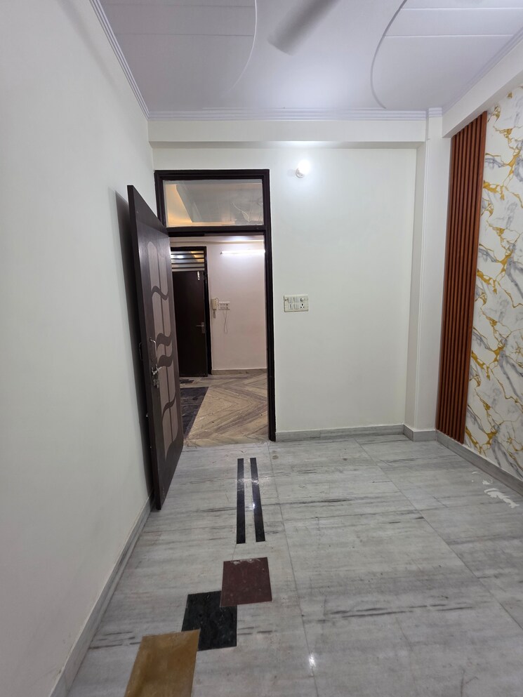 Kitchen, uttam nagar 2 Bedroom 50 Sq.Yd. Builder Floor In Uttam Nagar Delhi 8969360