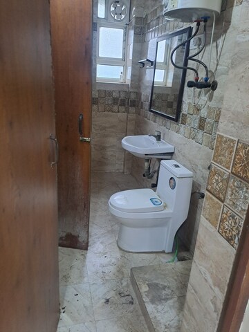 Bathroom in 2 BHK Apartment at Paryatan Apartments, Vasundhara Enclave – for Sale