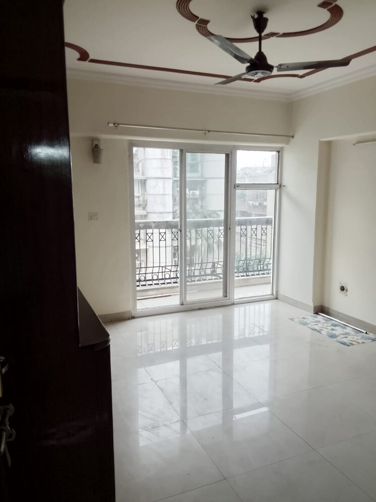 Room, mahesh-apartments 3 Bedroom 1900 Sq.Ft. Apartment In Vasundhara Enclave Delhi 8969401