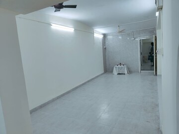 2 BHK Apartment For Rent in Neminath Square Goregaon West, Goregaon West
