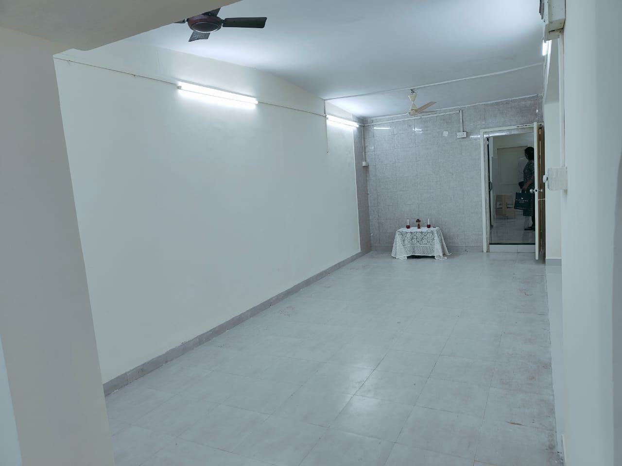 2 BHK Apartment For Rent in Neminath Square Goregaon West