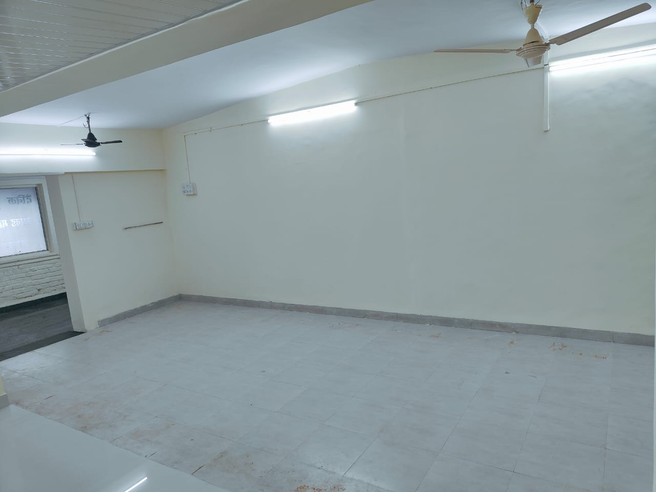 2 BHK Apartment For Rent in Vaibhav CHS Goregaon