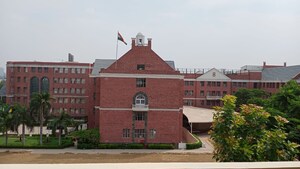 2 BHK Apartment For Sale in Gaur City-2, Gaur City 2