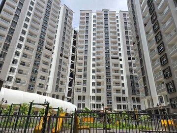  Pg – Exterior View View at Powai - for Rent