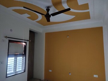 Room in 2 BHK Apartment at Gaur Yamuna City Galleria, Gaur Yamuna City – for Sale