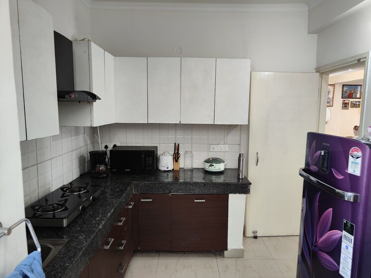 Kitchen, maya-garden-city 3 Bedroom 1852 Sq.Ft. Apartment In Lohgarh Zirakpur 8969491