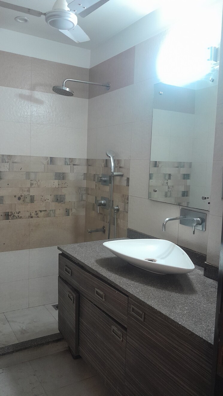 Kitchen, s-s-southend 3 Bedroom 1800 Sq.Ft. Apartment In Sector 49 Gurgaon 8969532