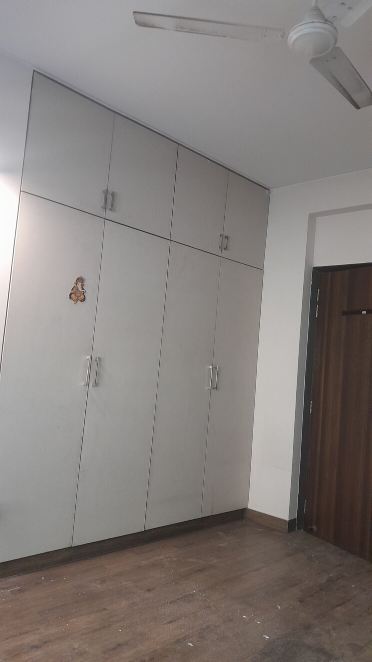 undefined, s-s-southend 3 Bedroom 1800 Sq.Ft. Apartment In Sector 49 Gurgaon 8969532