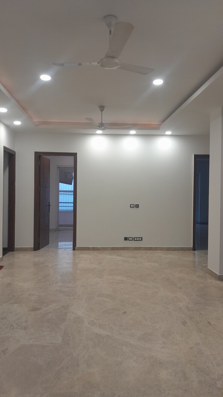 Room, ss-mayfield-gardens 3 Bedroom 1650 Sq.Ft. Builder Floor In Sector 51 Gurgaon 8969552