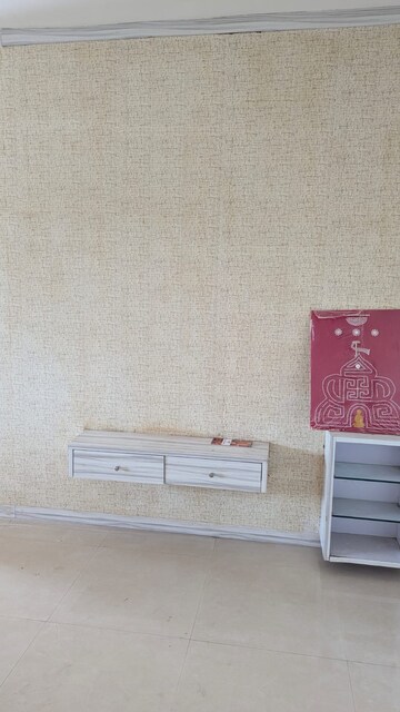 Furnished Amenities in 2 BHK Apartment at Sudhir Mandke Advantage CHS, Lulla Nagar – for Rent