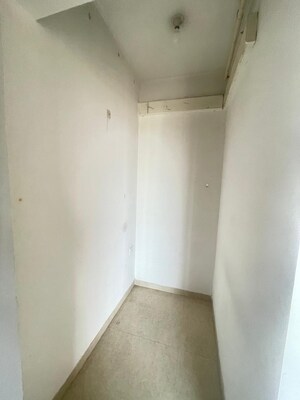 Room in 2 BHK Apartment at Lodha Lakeshore Greens, Dombivli East – for Sale