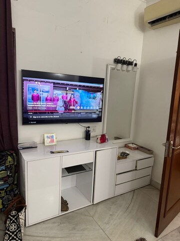 Kitchen in 3 BHK Builder Floor at Green Park – for Rent
