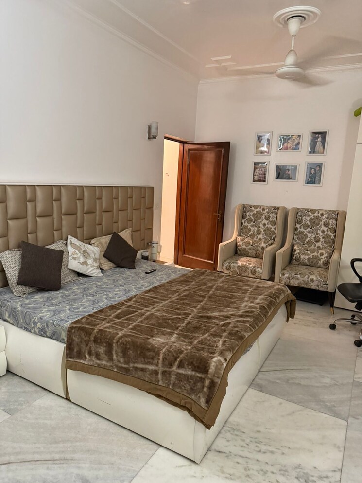 Bedroom, green park 3 Bedroom 2100 Sq.Ft. Builder Floor In Green Park Delhi 8969571