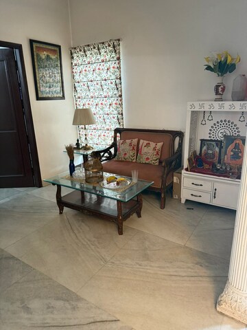 Living Room in 3 BHK Builder Floor at Green Park – for Rent