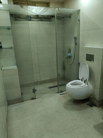 Bathroom in 2 BHK Builder Floor at Safdarjung Enclave – for Rent